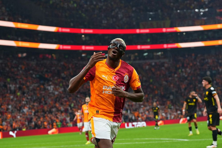 Victor Osimhen'den Galatasaray'a müjde! Dönmesi 1 aydan fazla sürecek ama... - Resim: 7
