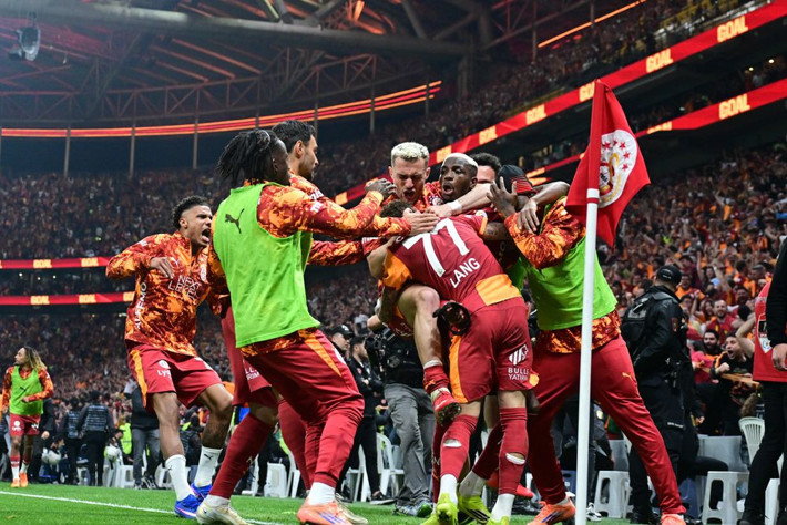 Süper Lig şampiyonluğu, UEFA gelirleri, ayak bastı parası derken Galatasaray servet kazandı - Resim: 7