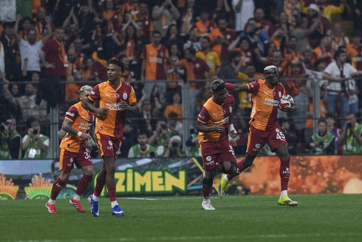 Süper Lig şampiyonluğu, UEFA gelirleri, ayak bastı parası derken Galatasaray servet kazandı - Resim: 4