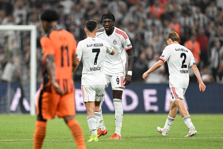 Serdal Adalı Mourinho'yu tek başına deviren kanat forvet için görüşmelere başladı! Bir değil 3 transfer birden - Resim: 5