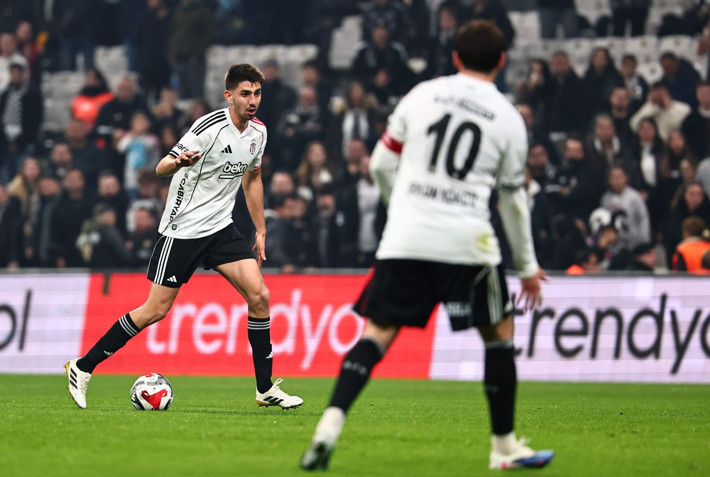 Serkan Reçber Demir Ege Tıknaz'ın takım arkadaşı Andre Luiz için olumlu rapor verdi! - Resim: 2