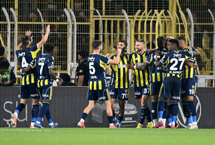 Skriniar 600 milyon euroluk dev kulübü reddetti: Fenerbahçe'de mutluyum - Resim: 8