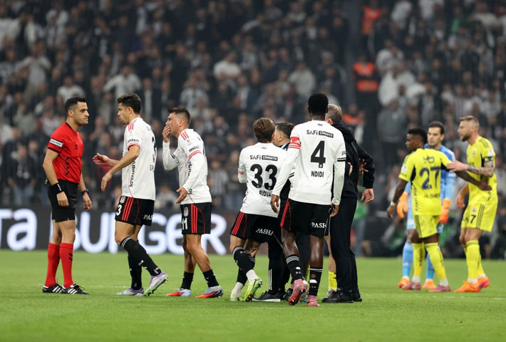 3-2'nin ardından Tedesco'nun hesabını kesti: Sen kaliteni belli ettin hocam! - Resim: 7