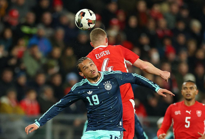 Tribünler Leroy Sane'yi ıslıkladı Nagelsmann, Nübel ayağa kalktı: Yuhalanması saçmalık - Resim: 4