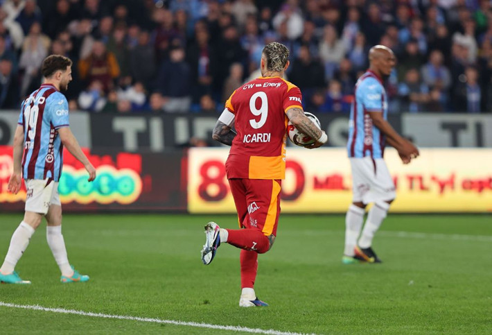 Icardı Galatasaray'ı 10 kişi oynattı maçtan sonra sosyal medyadan mesaj yolladı! - Resim: 3