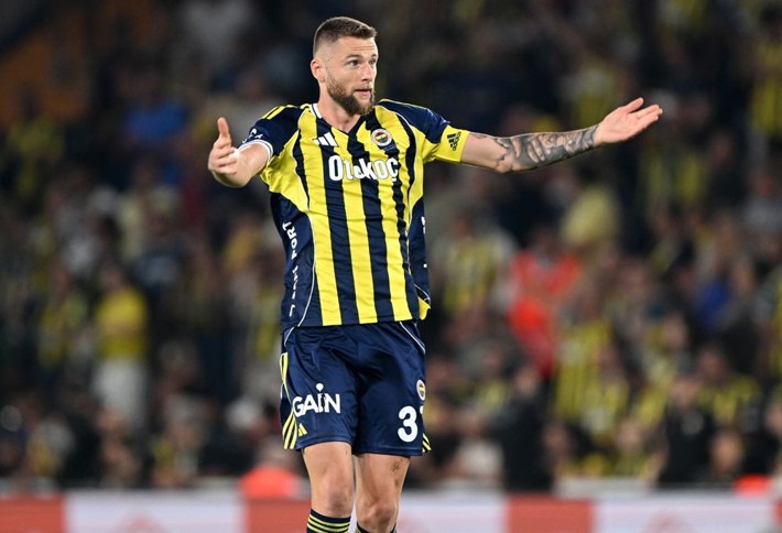 Skriniar 600 milyon euroluk dev kulübü reddetti: Fenerbahçe'de mutluyum - Resim: 6