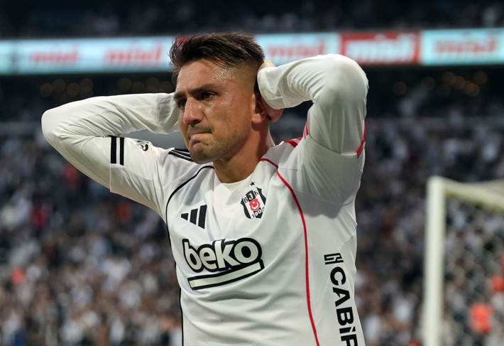 Beşiktaş'ta 4 ayrılık 1 transfer! 15 milyon euroluk bonservis bedeli... - Resim: 3