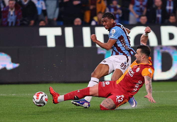 2-1'in faturası önce Okan Buruk'a sonra Icardı'ye kesildi: 90 dakika nasıl sahada tutarsın hocam? - Resim: 3