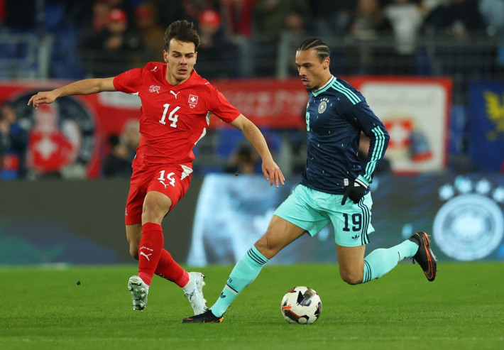 Tribünler Leroy Sane'yi ıslıkladı Nagelsmann, Nübel ayağa kalktı: Yuhalanması saçmalık - Resim: 1