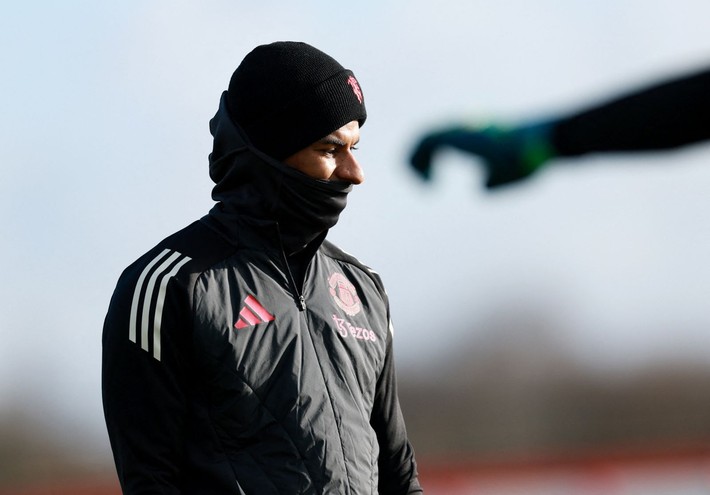 Jose Mourinho 2 senede sadece 1 maç oynattığı orta sahayı istedi! Transfere Adil Rami de girdi - Resim: 5