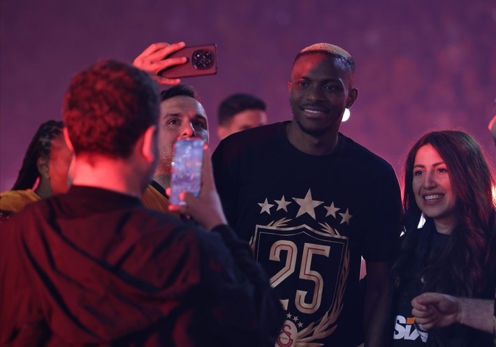 Victor Osimhen transferi bitti! Anlaşmanın maddeleri ortaya çıktı - Resim: 2