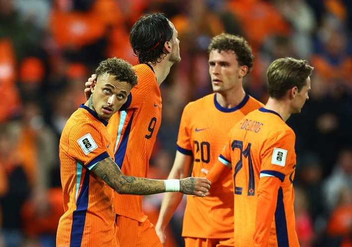 Ali Koç Wesley Sneijder'in veliahtını transfer etti: Szymanski gider gitmez imzaları atıyoruz - Resim: 4