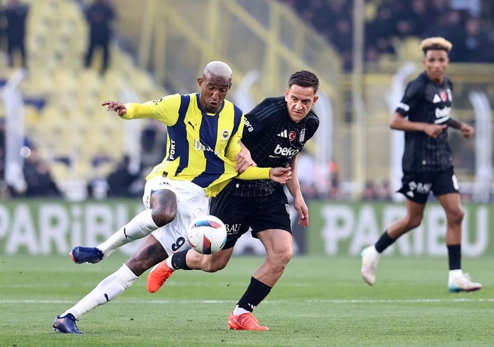 Ali Koç'tan Emre Belözoğlu-Volkan Demirel anlaşması! "Biz kendi evlatlarımızla şampiyon oluruz" - Resim: 4
