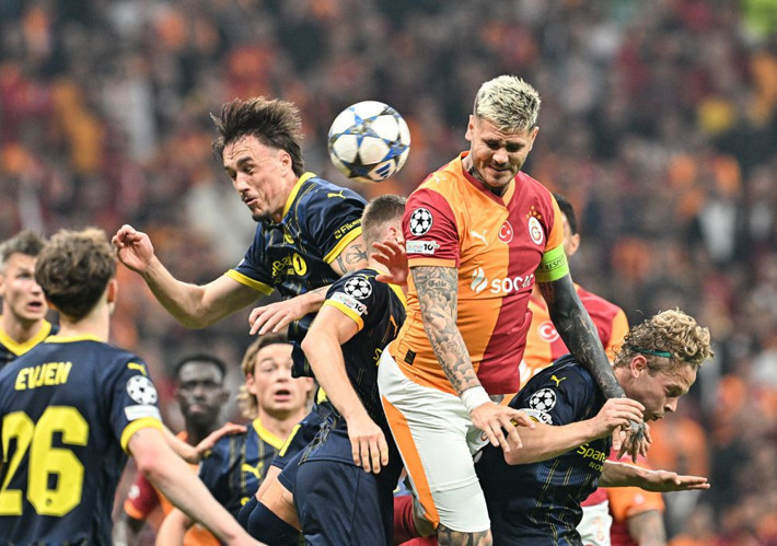 Okan Buruk Vitor Pereira'nın scoutlarını görünce şaşırdı: Tam 5 Avrupa devi Rams Park'ta gelmiş - Resim: 2