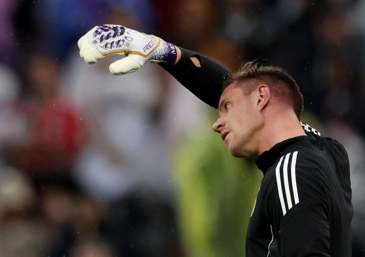 Buruk'un yeni Muslera'sı belli oldu! Guti transferine engel olamadı - Resim: 5