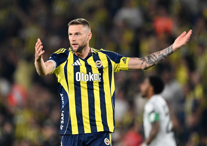 Skriniar 600 milyon euroluk dev kulübü reddetti: Fenerbahçe'de mutluyum - Resim: 7