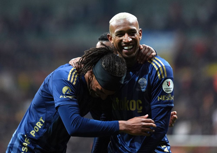 Okan Buruk Tedesco'dan değil Torreira'dan Davinson Sanchez'den, Icardı'den, Sara'dan korkuyor - Resim: 7