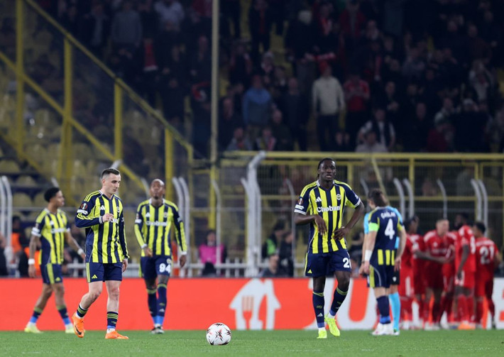 3-0'ın ardından Domenico Tedesco'ya yaylım ateşi: Harakiri yaptı! - Resim: 12