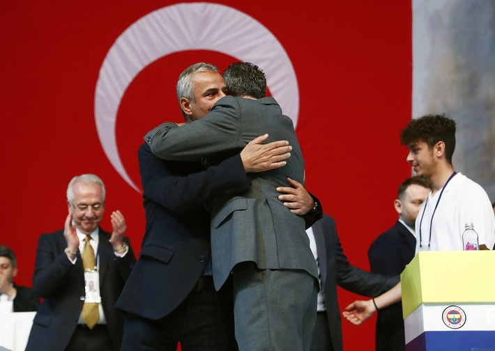 Ali Koç İsmail Kartal'la anlaşmaya vardı: Mourinho'yla bırakın şampiyonluğu bir derbi bile kazanamadık - Resim: 5