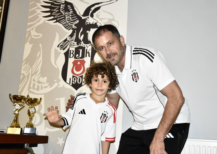 Galatasaray'dan ayrıldı, 2 gün sonra Beşiktaş'a imza attı - Resim: 3