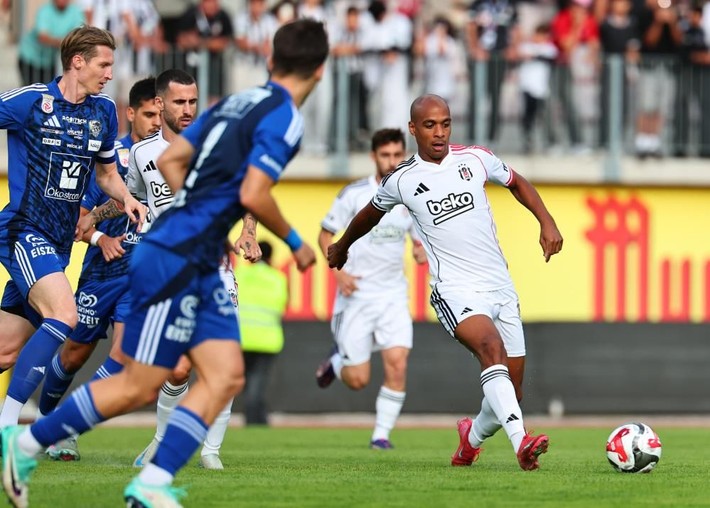 Hazırlık maçında Beşiktaşlı futbolcuları çılgına çeviren olay - Resim: 7