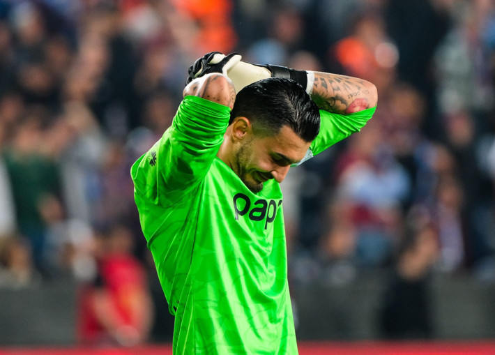 Dursun Özbek hem kaleci sorununu çözdü hem orta saha! Galatasaray iki yıldıza 35 M.€ ödeyecek - Resim: 4