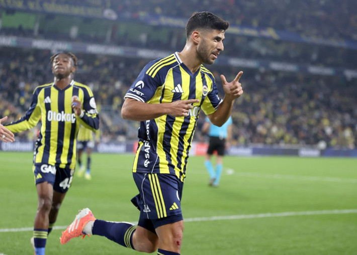 Tedesco üç futbolcuyu oynatınca kıyamet koptu: Bunların hiçbiri hazır değil hocam - Resim: 4