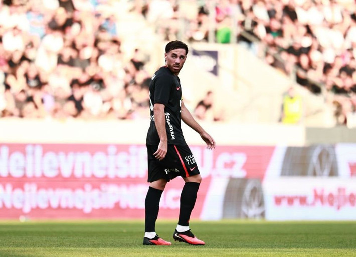 Hradec Kralove-Beşiktaş yazar yorumları: Uzun lafın kısası Oh'la bu iş olmaz - Resim: 2
