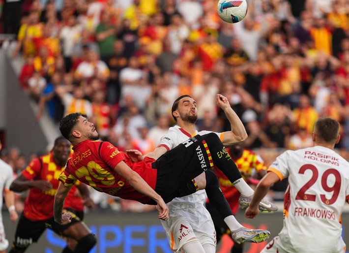 Frankowski ne Rennes'e gitti ne Lens'e! İşte yeni takımı - Resim: 8