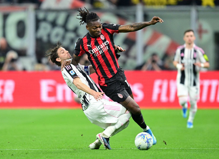 Hakan Safi Milan'dan Rafael Leao değil Fikayo Tomori'yi de istiyor! - Resim: 4