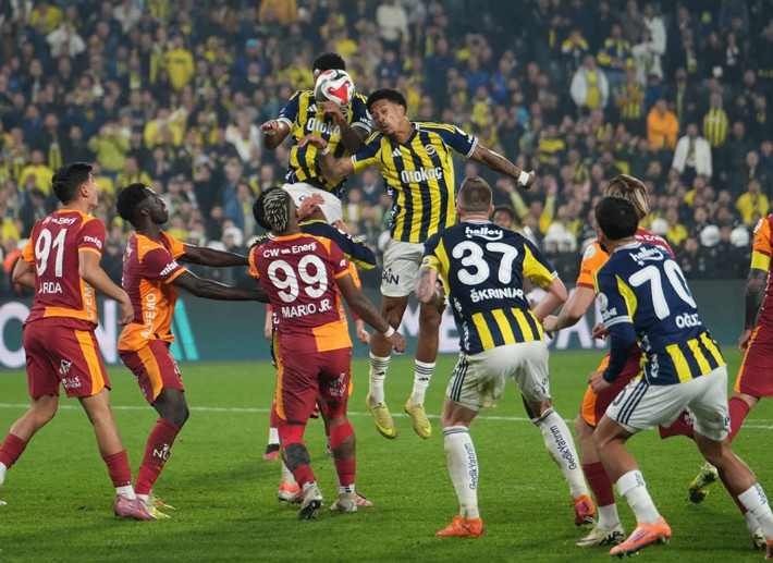 1-1'in ardından Skriniar-Sara pozisyonuna bir tek trio ekibi sarı kart dedi! Yasin Kol'a Caicedo-Merino örneği - Resim: 27