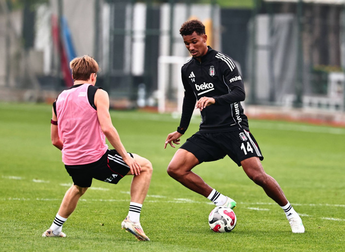 Sergen Yalçın geldi formayı kaybetti! Beşiktaş'tan ayrılmak istiyor - Resim: 4