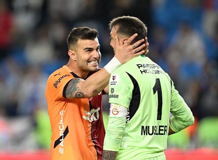 Nihat Kahveci, Galatasaraylı yıldızı eleştirdi: İlk yarıdaki oyunuyla U21'e yollanır - Resim: 3