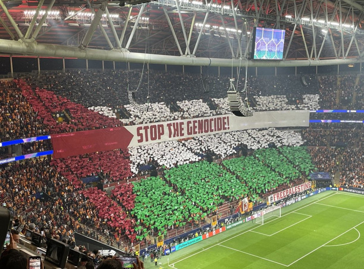 Galatasaray'dan Filistin için ses getiren koreografi - Resim: 1