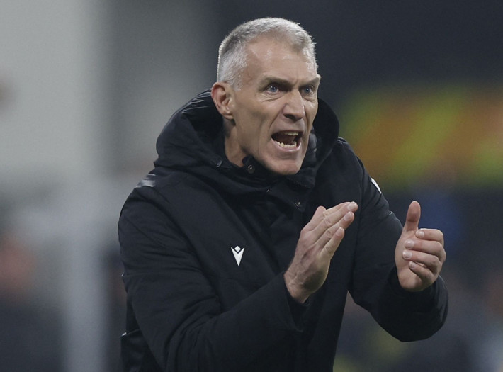 Viktoria Plzen taraftarından tepki çeken pankartı için 'şaka' açıklaması - Resim: 5