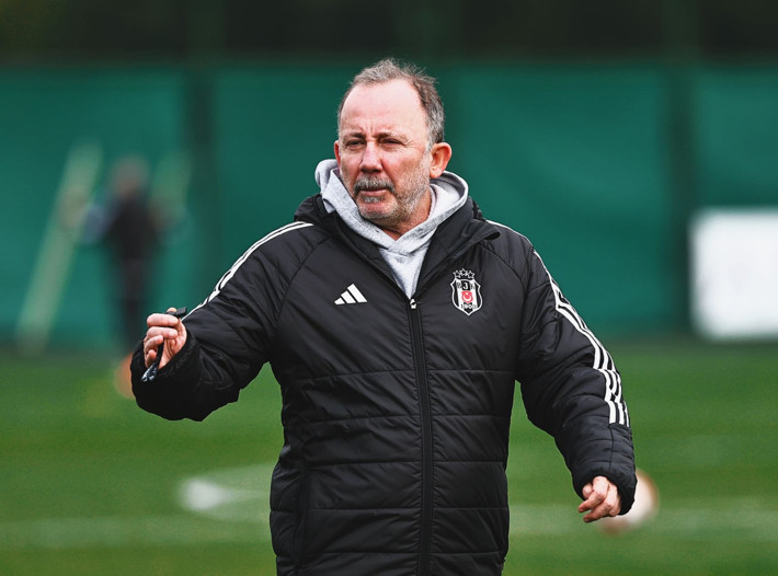 Beşiktaş'ta 4 ayrılık 1 transfer! 15 milyon euroluk bonservis bedeli... - Resim: 2