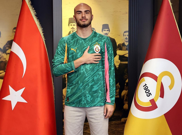 Galatasaray kaleye transfer yaptı! 7 futbolcu imzayı attı - Resim: 2