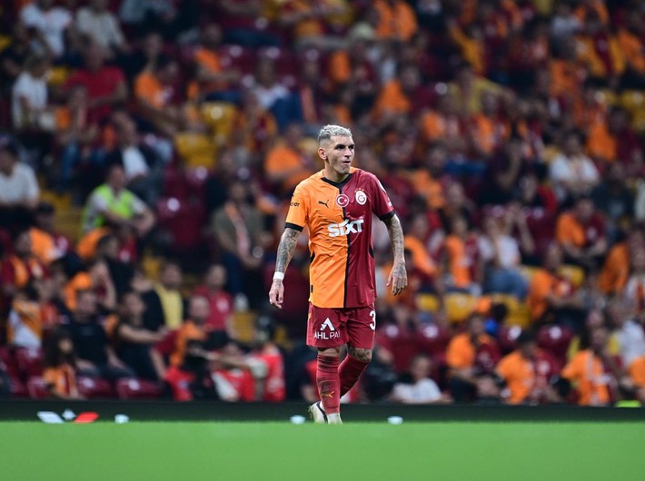 Dursun Özbek Dzeko ve Visca'nın uykularını kaçıran orta saha için görüşmelere başladı! 18 maçta 9 gol 3 asist - Resim: 10
