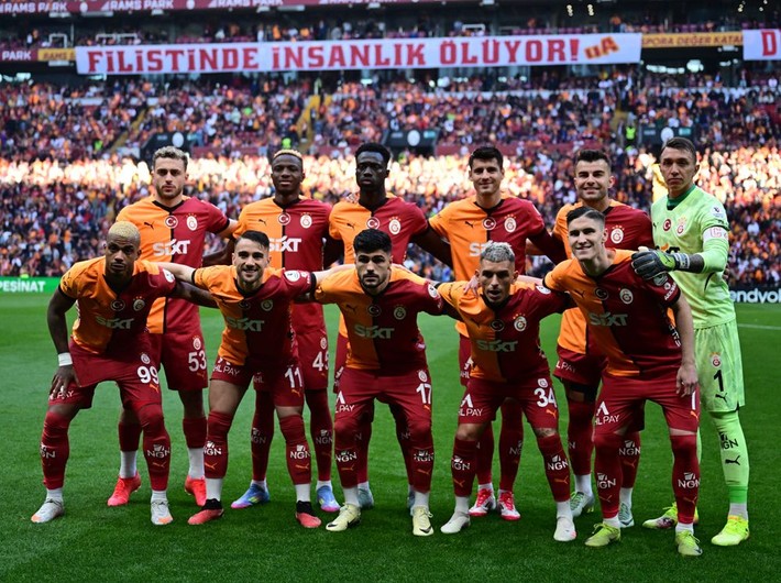 Ali Koç İcardi'yi kendi otelinde ağırladı Yener İnce 4-1'den sonra bombayı patlattı: Bizim oyuncumuz değil - Resim: 7