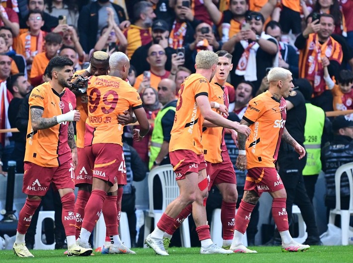 Nihat Kahveci Muslera'nın penaltı atmasını saygısızlık olarak değerlendirdi - Resim: 2