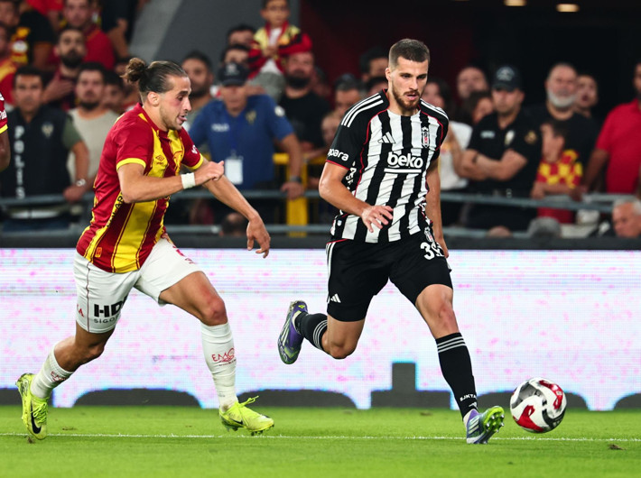 Sergen Yalçın kötü gidişatın faturasını Serdar Topraktepe Solskjaer'in transferlerine kesti: Size güle güle - Resim: 3