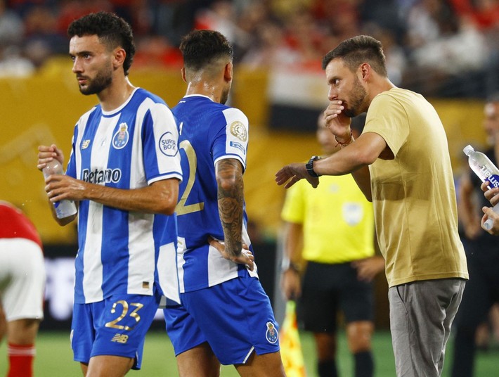Porto 9 futbolcusunu satışa çıkardı! Türk futbolcu da listede - Resim: 5