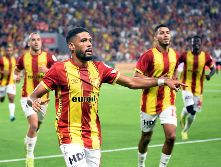 Kahveci'nin hayran kaldığı Göztepeli: Ne top oynadı! - Resim: 5