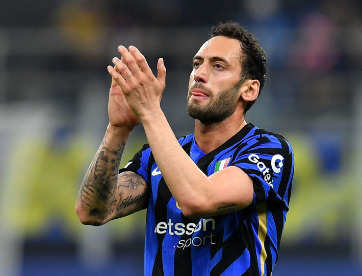 Hakan Çalhanoğlu Abdülkerim Bardakcı yüzünden Galatasaray'a gelemedi: Olmaz hiyerarşi bozulur - Resim: 9