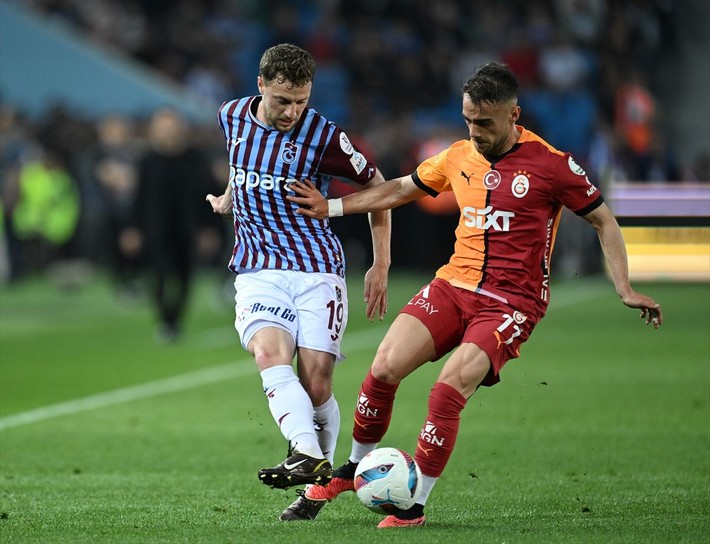 Nihat Kahveci, Galatasaraylı yıldızı eleştirdi: İlk yarıdaki oyunuyla U21'e yollanır - Resim: 2