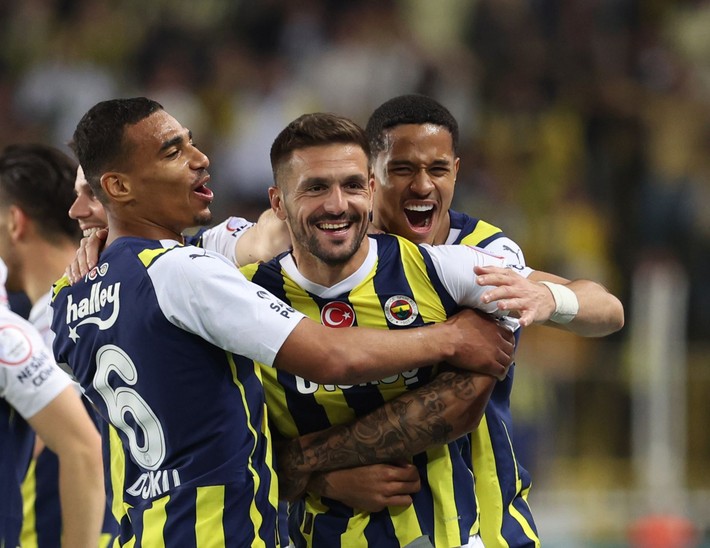 Süper Lig'in en iyi 11'i belli oldu - Resim: 8