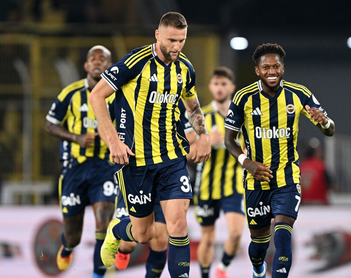 Skriniar 600 milyon euroluk dev kulübü reddetti: Fenerbahçe'de mutluyum - Resim: 3