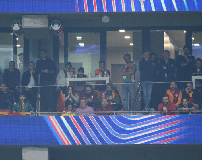 1-0'ın ardından Okan Buruk'a eleştiri: Yine geç kaldın hocam! - Resim: 9