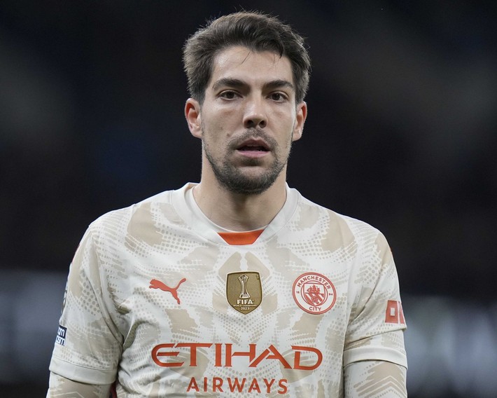 Mourinho Livakovic'ten ümidi kesti! Soluğu Pep'te buldu: Hedef Ederson değil - Resim: 10