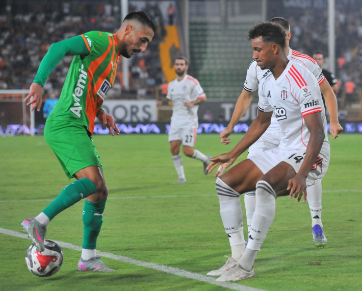 Sergen Yalçın geldi formayı kaybetti! Beşiktaş'tan ayrılmak istiyor - Resim: 2